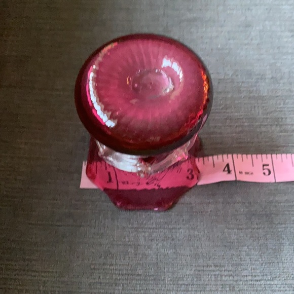 Vtg cranberry glass bud vase w/ applied clear band - Picture 6 of 7